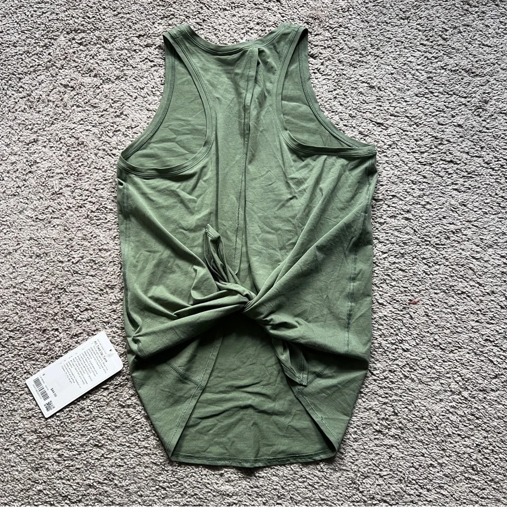 $44 Lululemon All Tied Up Tank Top *Pima Cotton
Green Twill size 8 - Picture 8 of 8